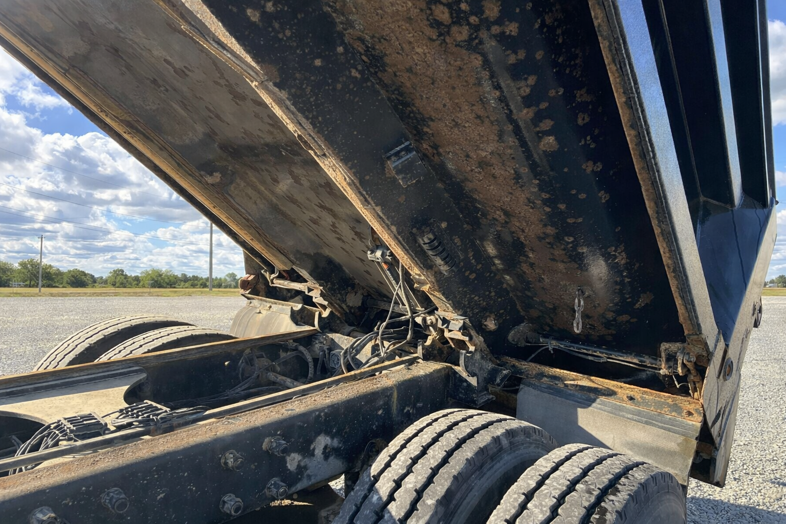 2005 MACK CV713 - Image 13